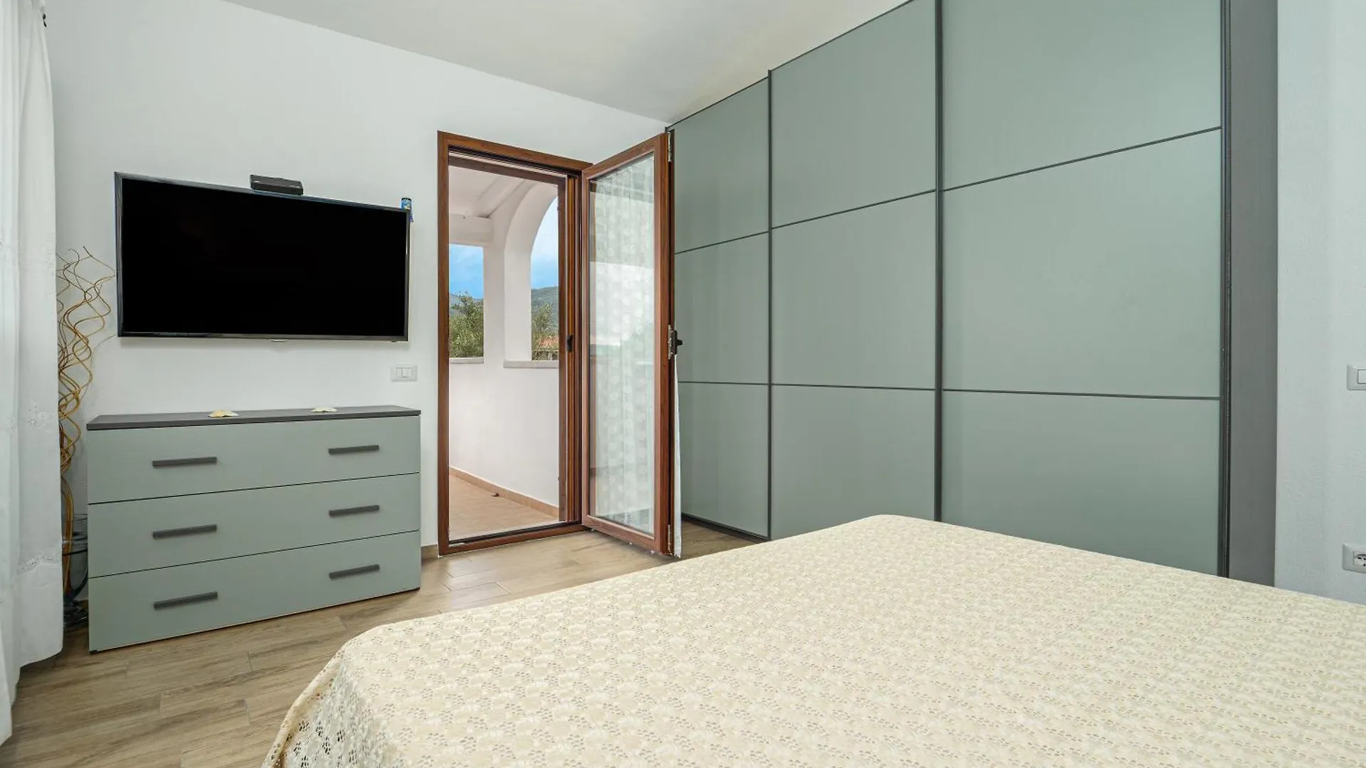 Casa Rosa A San Teodoro Apartment San Teodoro